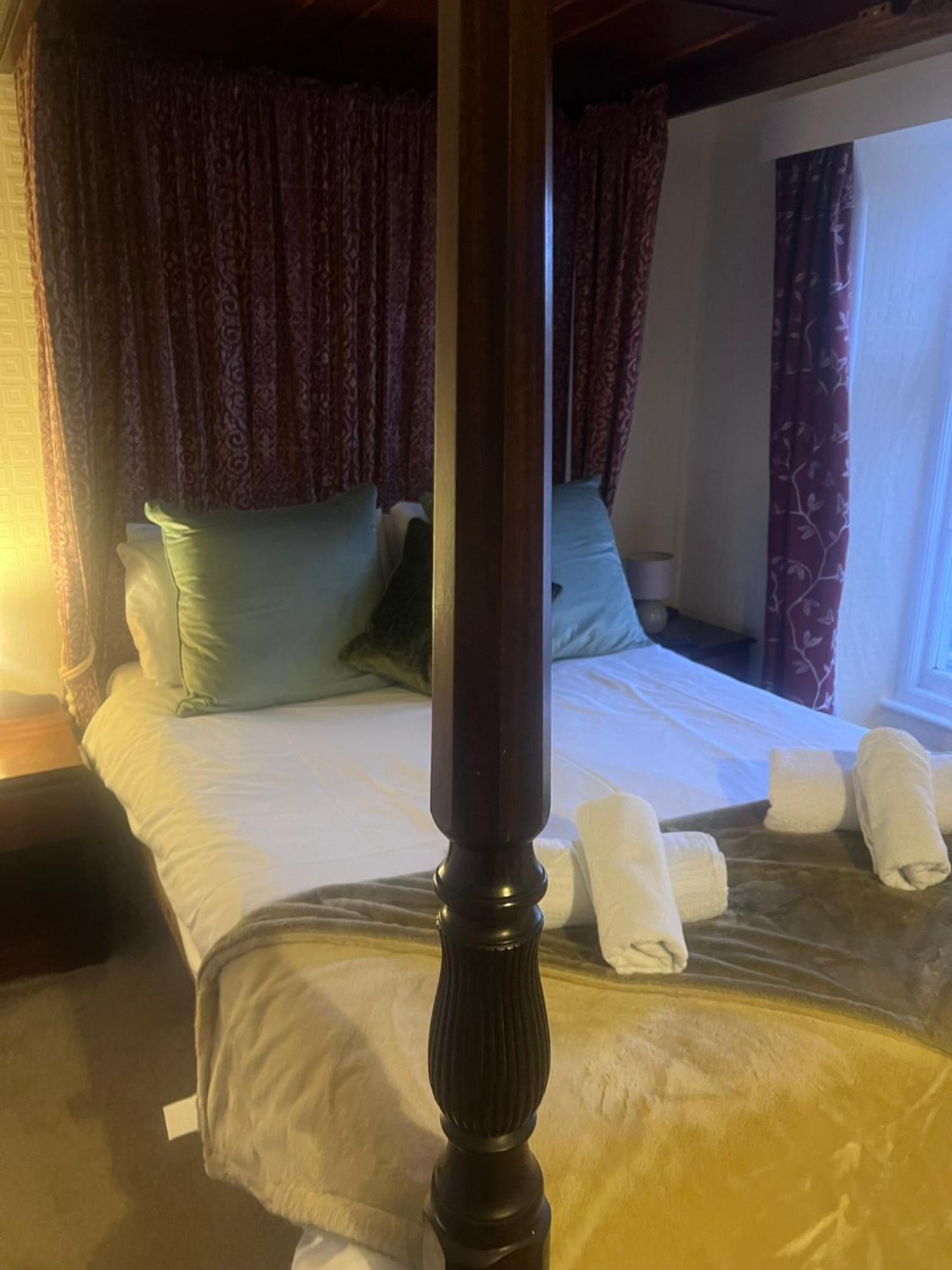 The Crown Hotel Lynton Ngoại thất bức ảnh