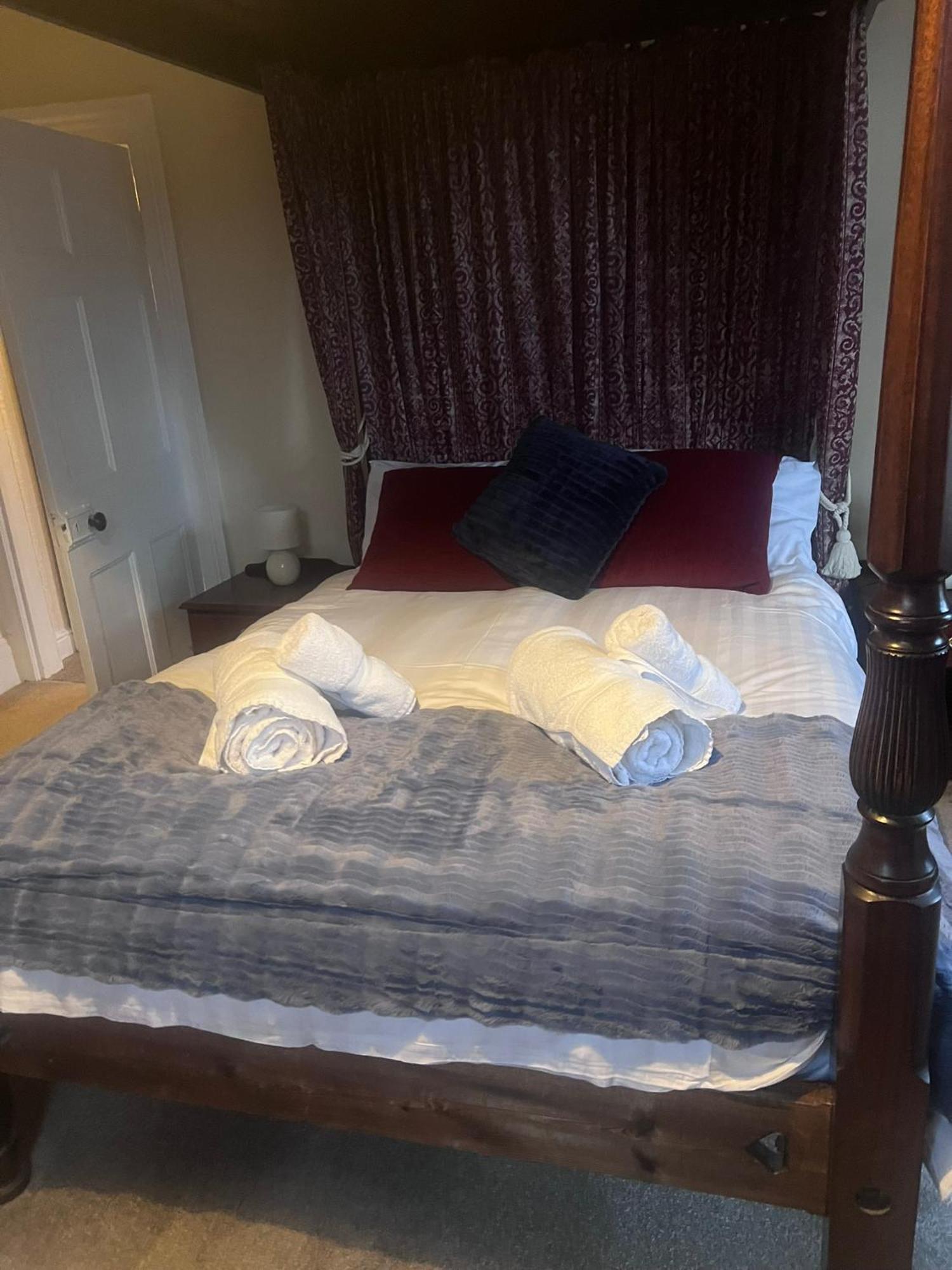 The Crown Hotel Lynton Ngoại thất bức ảnh