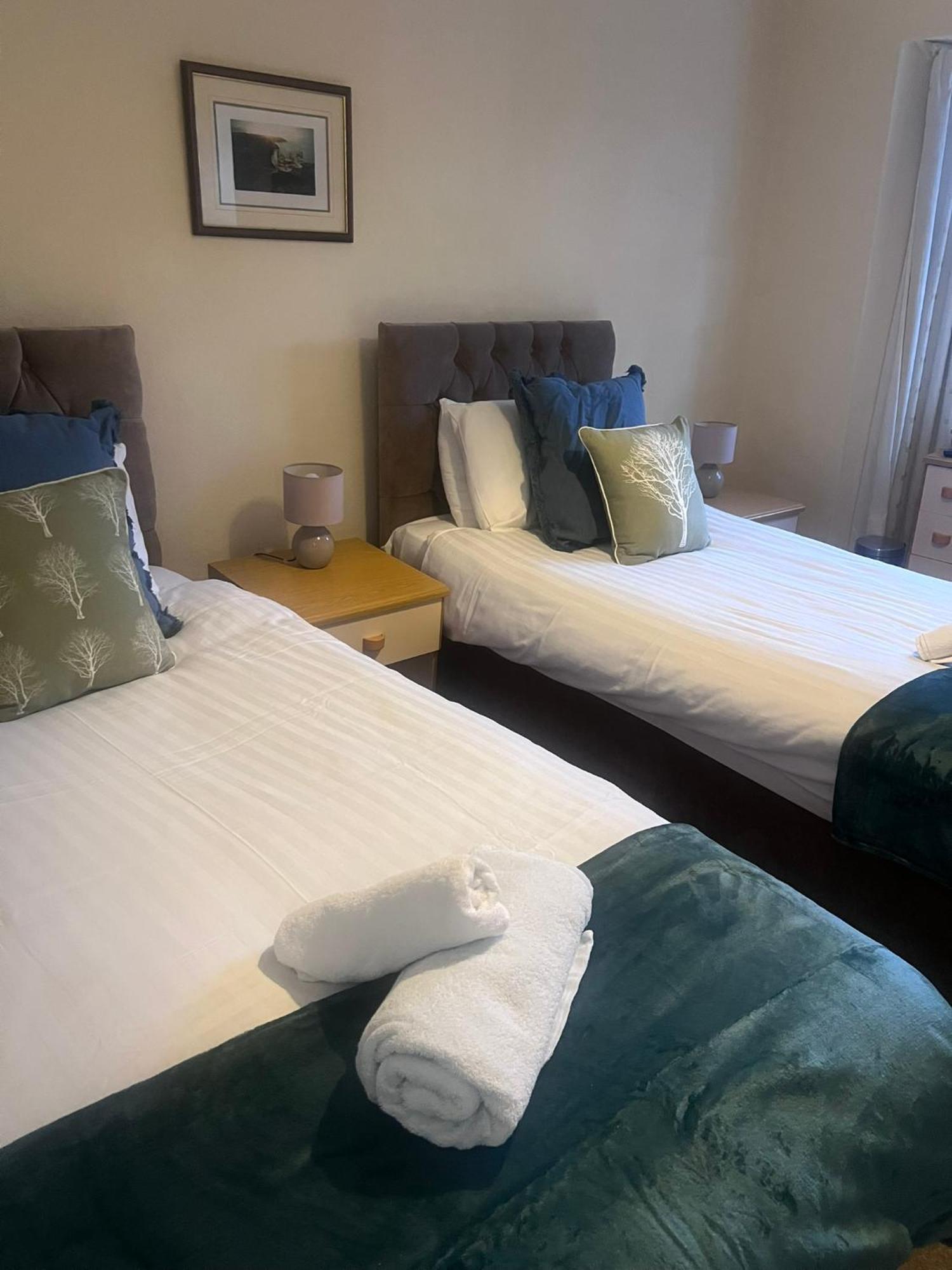 The Crown Hotel Lynton Ngoại thất bức ảnh